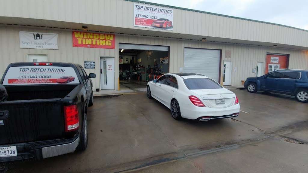 Top Notch Tinting | 15885 TX-105 #4, Montgomery, TX 77356 | Phone: (281) 940-9058