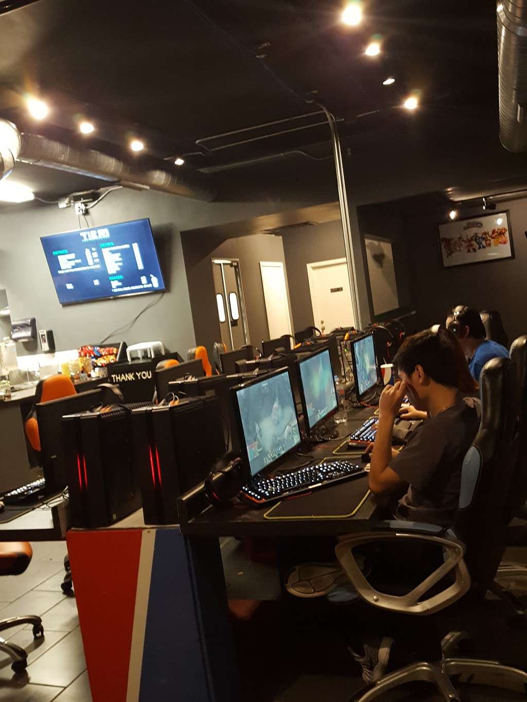 Tier 1 Gaming Lounge | 4350 S 27th St, Milwaukee, WI 53221 | Phone: (414) 808-2288