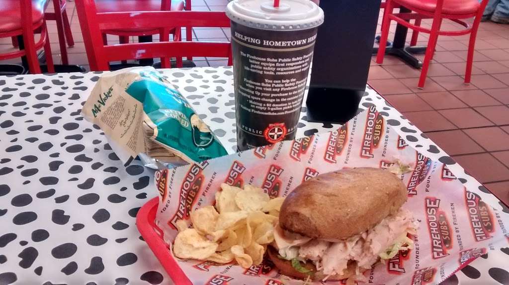 Firehouse Subs | 8934 NW Skyview Ave, Kansas City, MO 64154, USA | Phone: (816) 382-3457