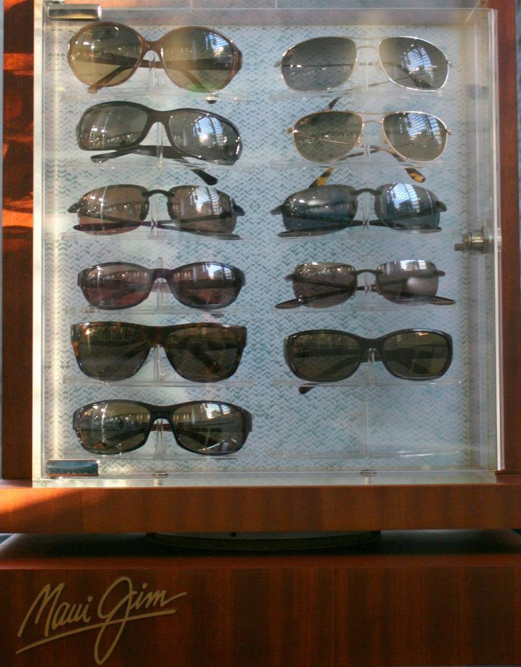 day lewis Opticians | 116 Main Rd, Biggin Hill, Westerham TN16 3AY, UK | Phone: 01959 572535