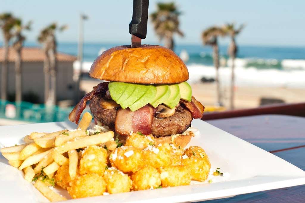 Sandbar Sports Grill | 718 Ventura Pl, San Diego, CA 92109, USA | Phone: (858) 488-1274