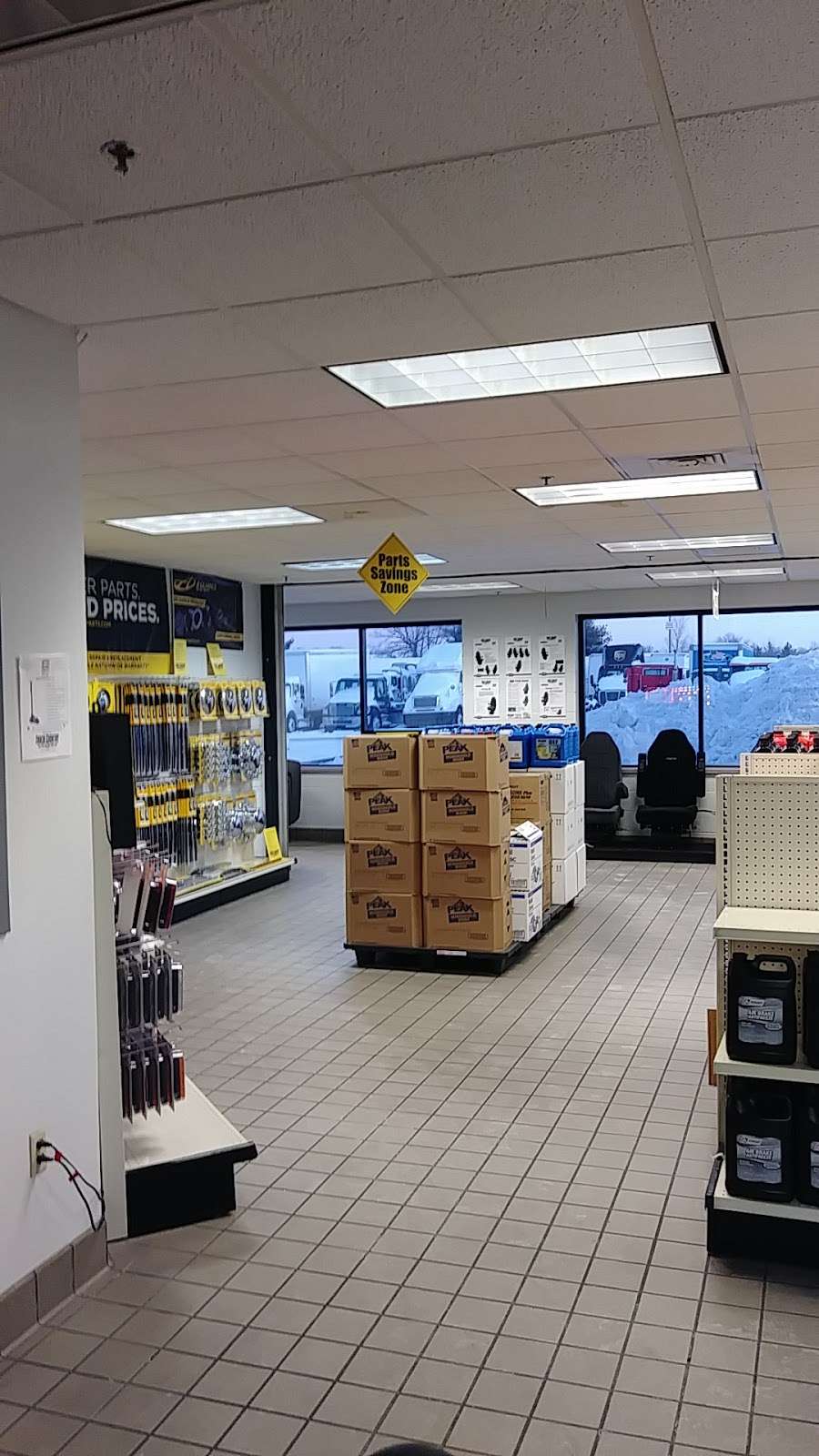 Truck Country | 2222 W Ryan Rd, Oak Creek, WI 53154 | Phone: (414) 761-3384