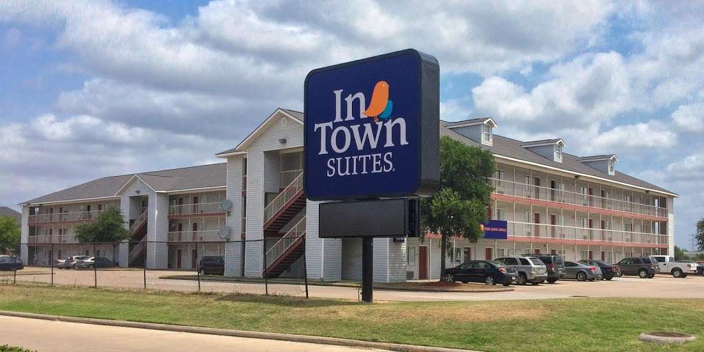 InTown Suites Extended Stay Houston TX - Highway 6 | 9155 Hwy 6 N, Houston, TX 77095, USA | Phone: (281) 858-1810