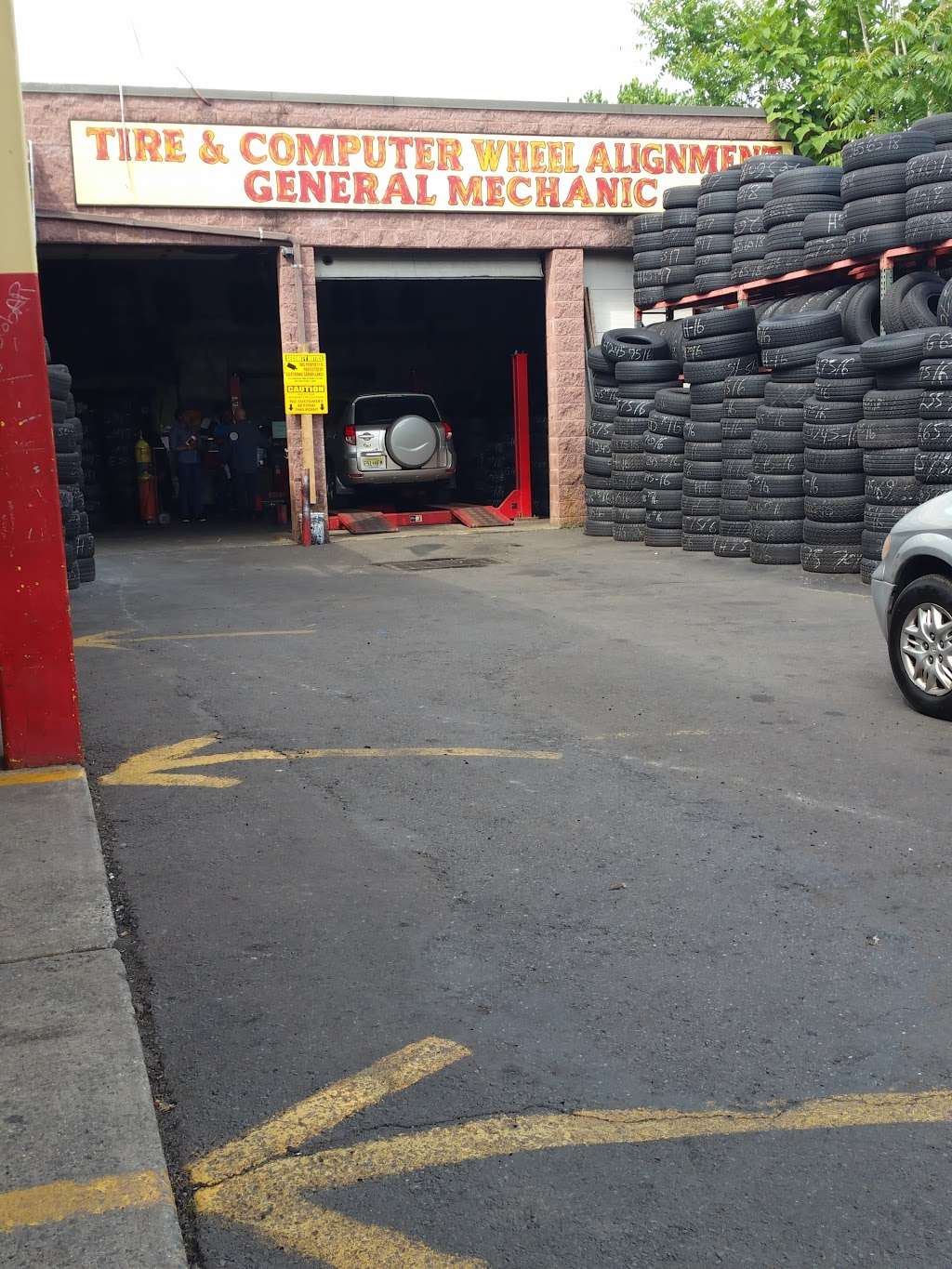 Central Tire Shop | 599 Central Ave, Newark, NJ 07107, USA | Phone: (973) 482-8142