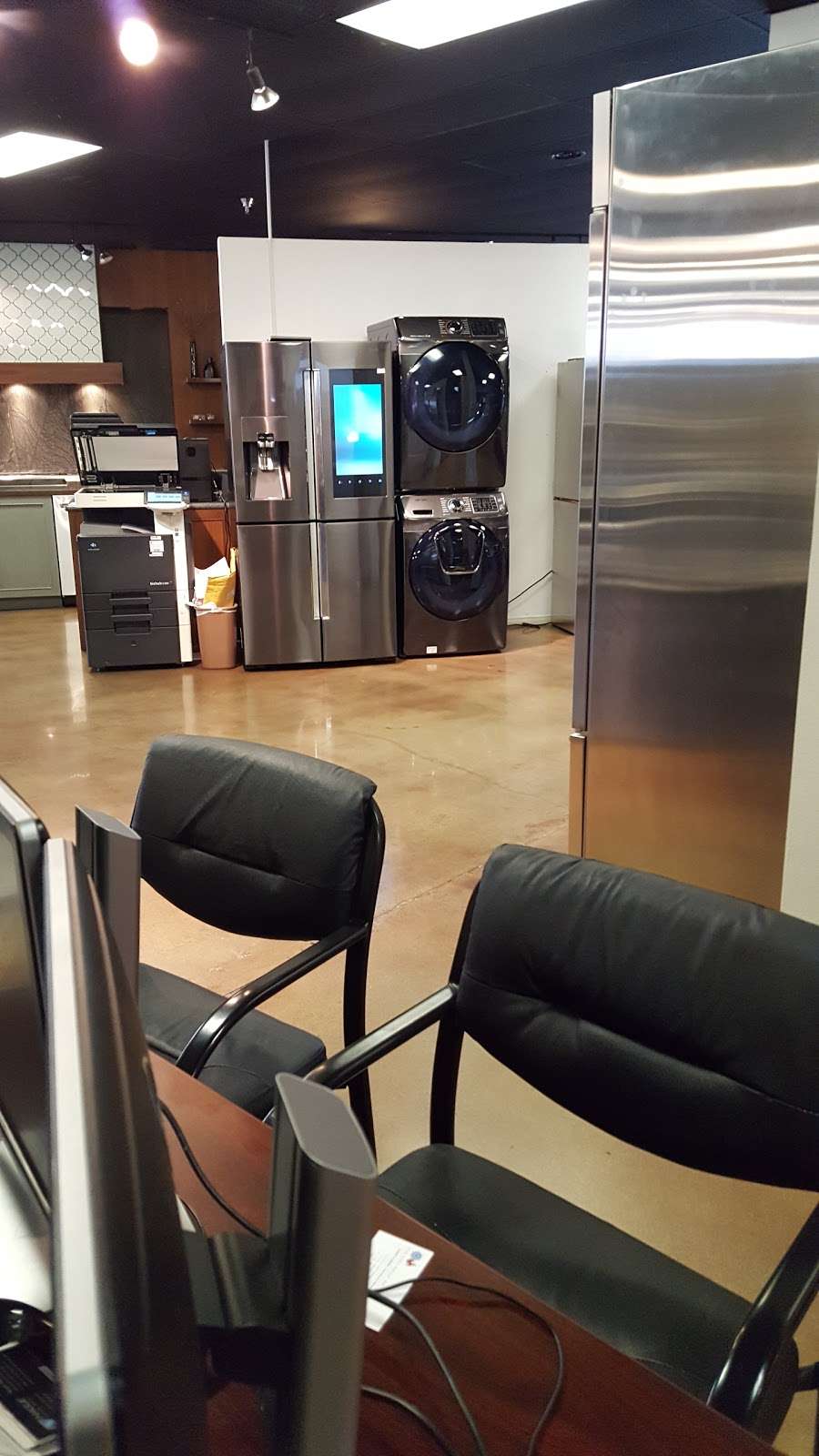 Expressions Home Gallery | 7550 Miramar Rd Suite 500, San Diego, CA 92126, USA | Phone: (858) 433-9200