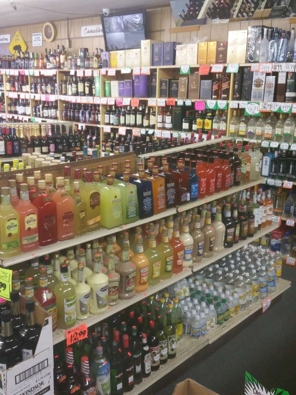 Hitchcocks D & D Liquor Store | 7930 Hwy 6, Hitchcock, TX 77563, USA | Phone: (409) 986-7022