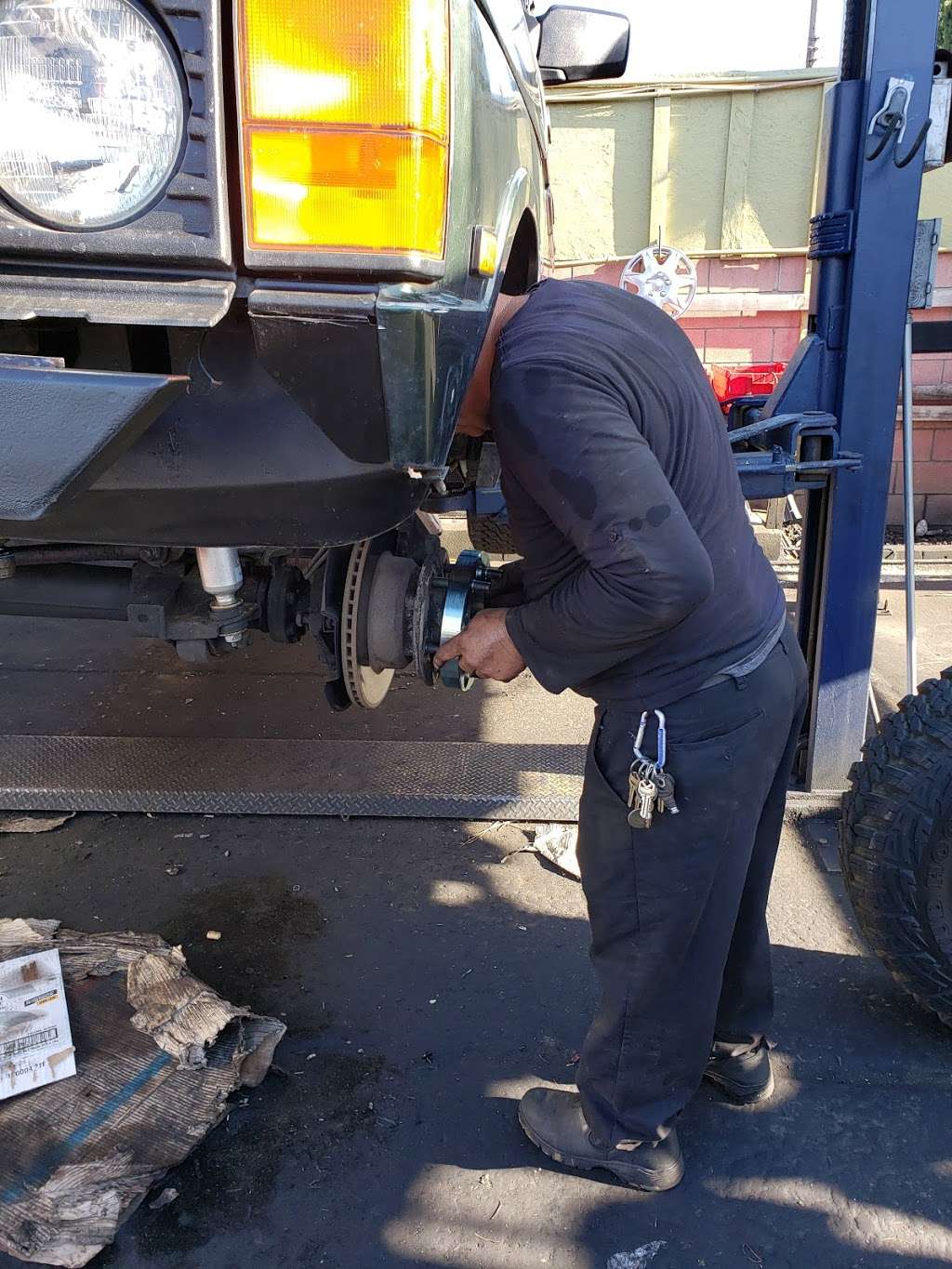 San Juan Muffler Shop 11827 Valley View Ave, Whittier, CA 90604, USA