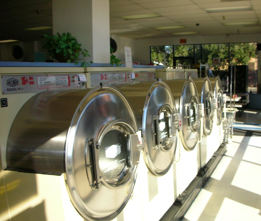 Hillsdale Coin Laundry | 5581 Hillsdale Blvd #3, Sacramento, CA 95842, USA | Phone: (916) 864-3839