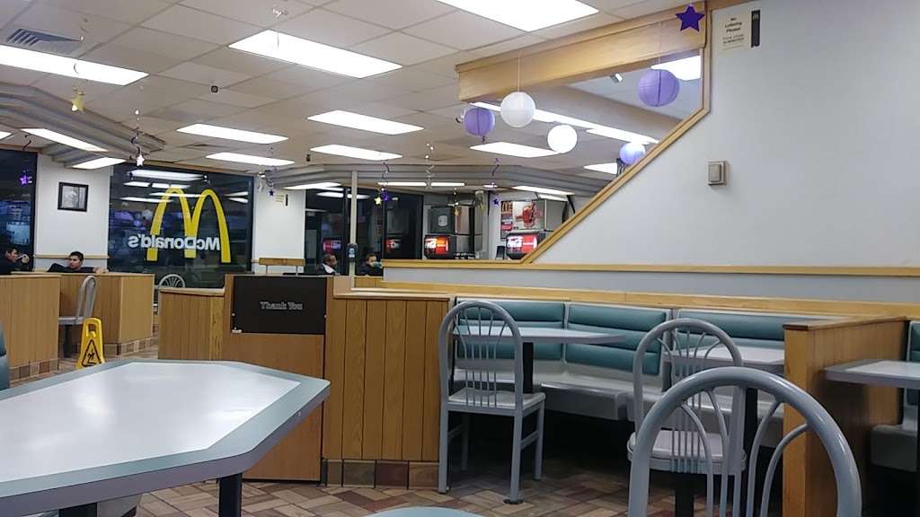 McDonalds | 19660 Gunners Branch Rd, Germantown, MD 20876 | Phone: (301) 353-0443