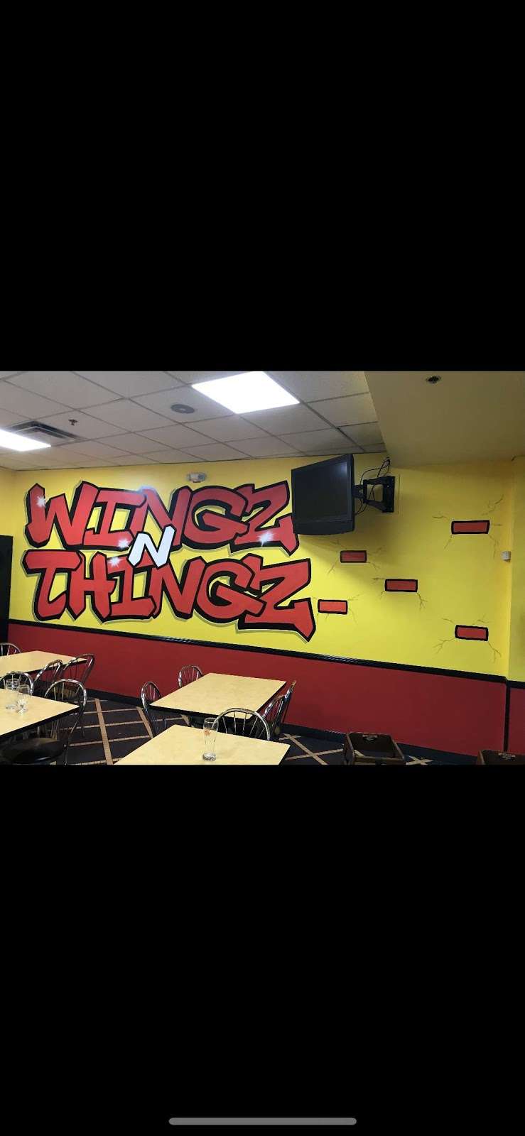 Wingz N Thingz | 1050 US-9 South Gateway Plaza Mall, Parlin, NJ 08859 | Phone: (732) 525-9464