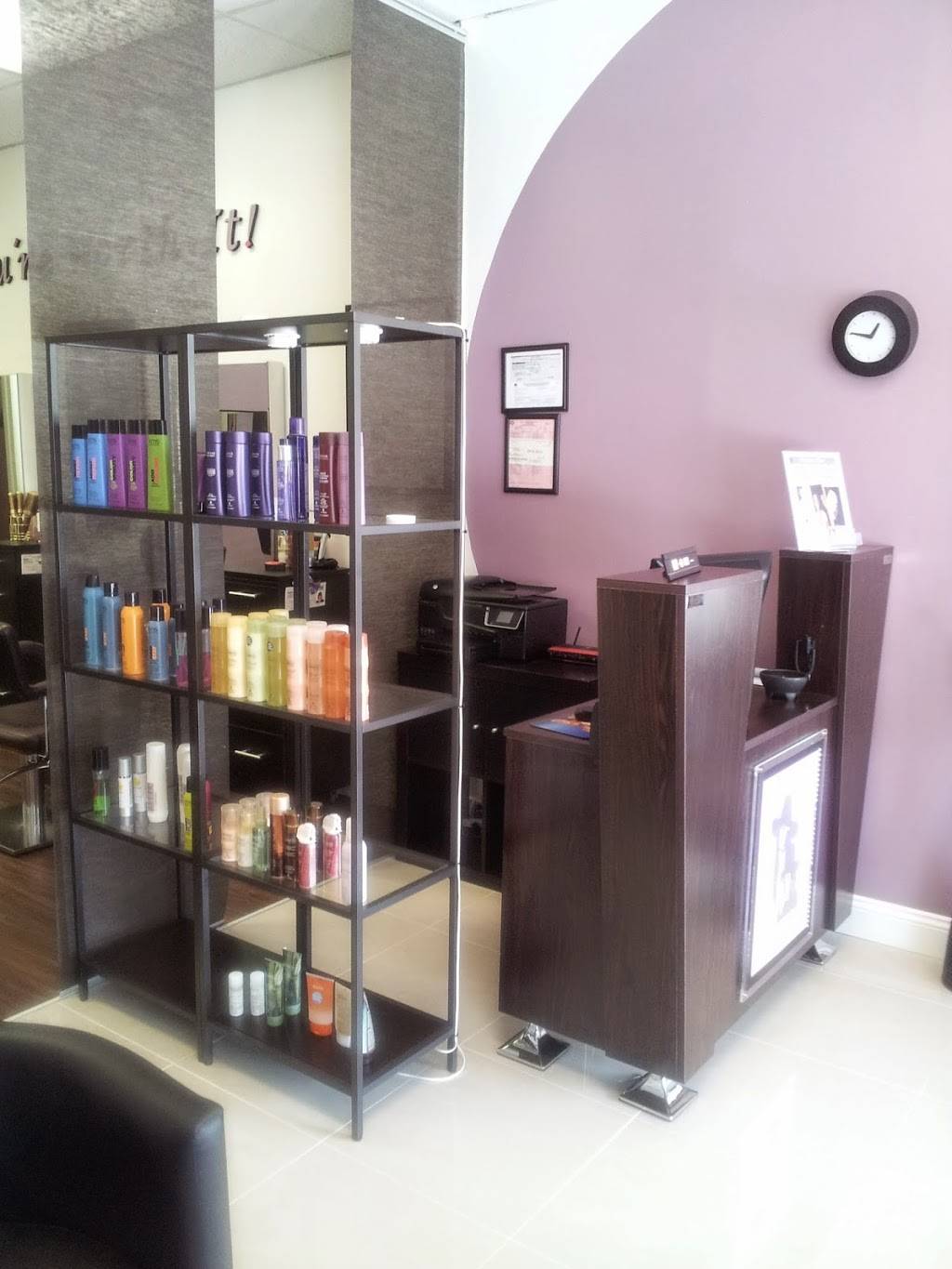 La Meche Hair Salon | 4342 Bell Shoals Rd, Valrico, FL 33596, USA | Phone: (813) 684-0465