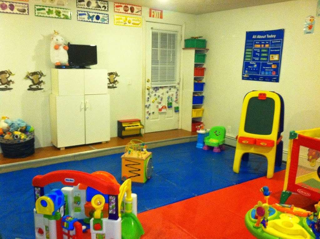 Its a Baby World Daycare | 2 Charles St, Bedford, MA 01730, USA | Phone: (781) 275-2201