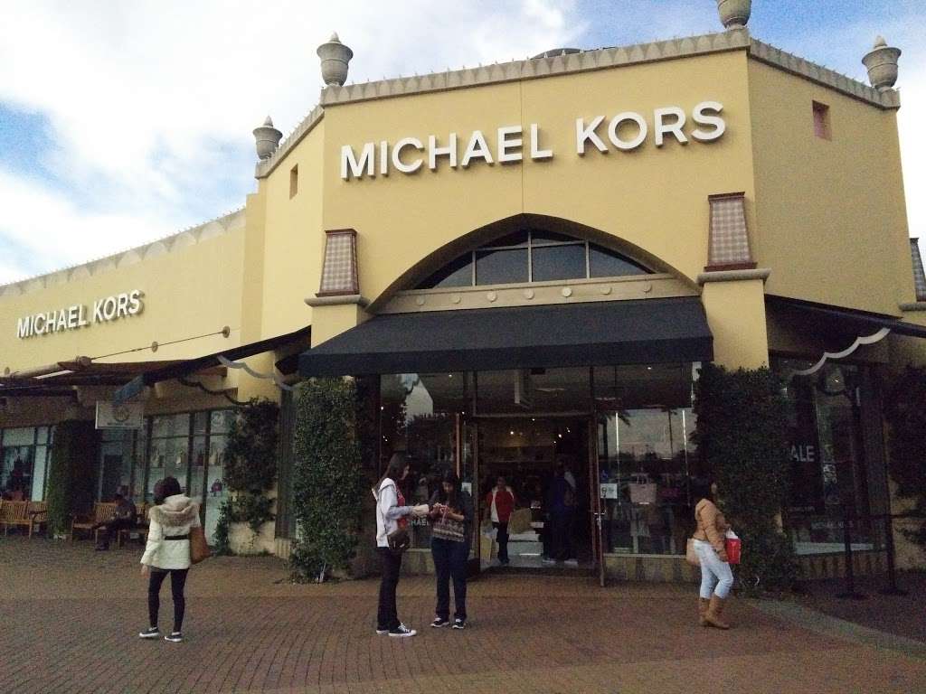 Michael Kors Outlet | 100 Citadel Dr #456, Commerce, CA 90040 | Phone: (323) 728-4900