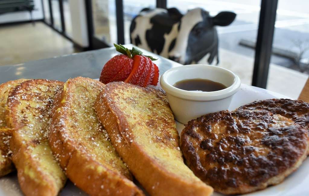 Little Calf Creamery And Cafe | 652 E Janss Rd, Thousand Oaks, CA 91360, USA | Phone: (805) 497-2000