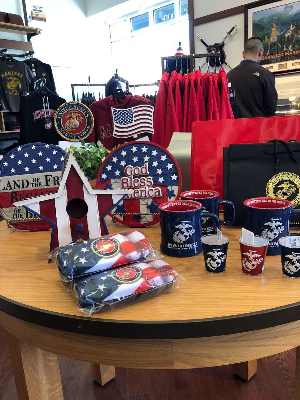 The Marine Shop | 300 Potomac Ave, Quantico, VA 22134 | Phone: (703) 640-7195