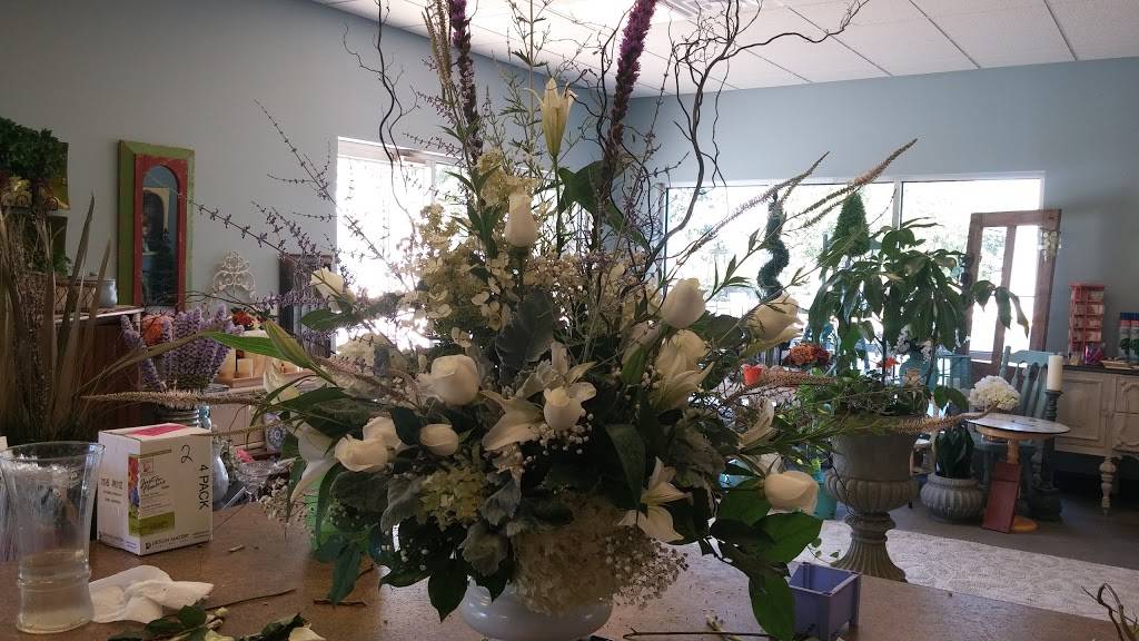 Melrose Floral | 8414 Wirt St, Omaha, NE 68134, USA | Phone: (402) 571-7800