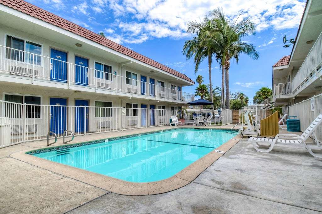 Motel 6 Costa Mesa | 1441 Gisler Ave, Costa Mesa, CA 92626, USA | Phone: (714) 957-3063