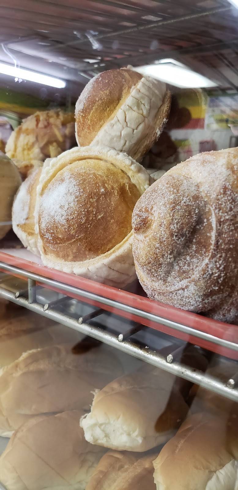 Panaderia La Herradura | 2235 SW 14th St, Oklahoma City, OK 73108, USA | Phone: (405) 232-3502