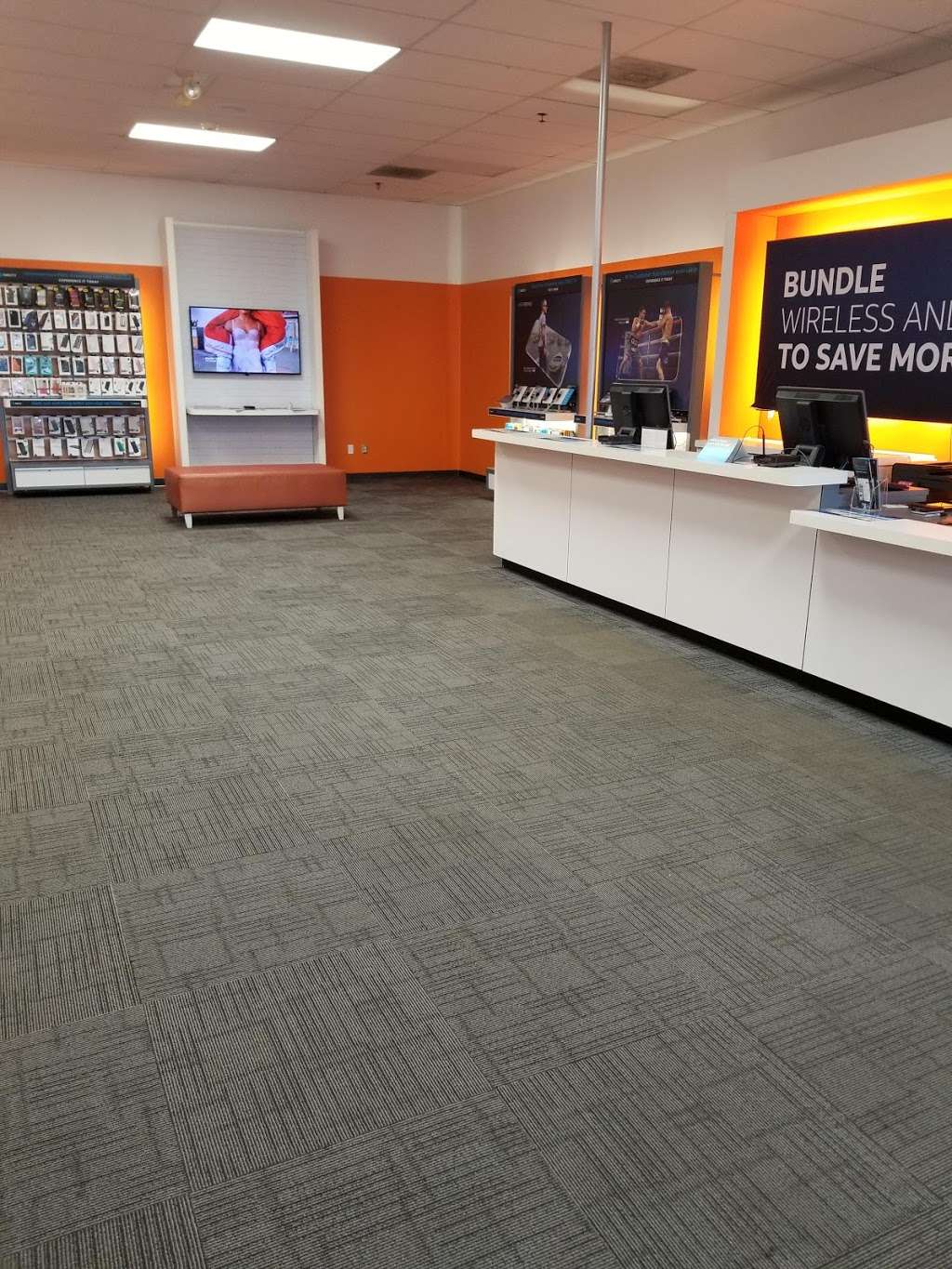 AT&T Store | 504 Greensburg Commons Ste C, 6, Greensburg, IN 47240, USA | Phone: (812) 662-6312