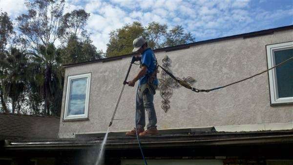 Rain Gutter Cleaning | 3984 Ambervale Terrace, San Diego, CA 92130, USA | Phone: (619) 469-1269