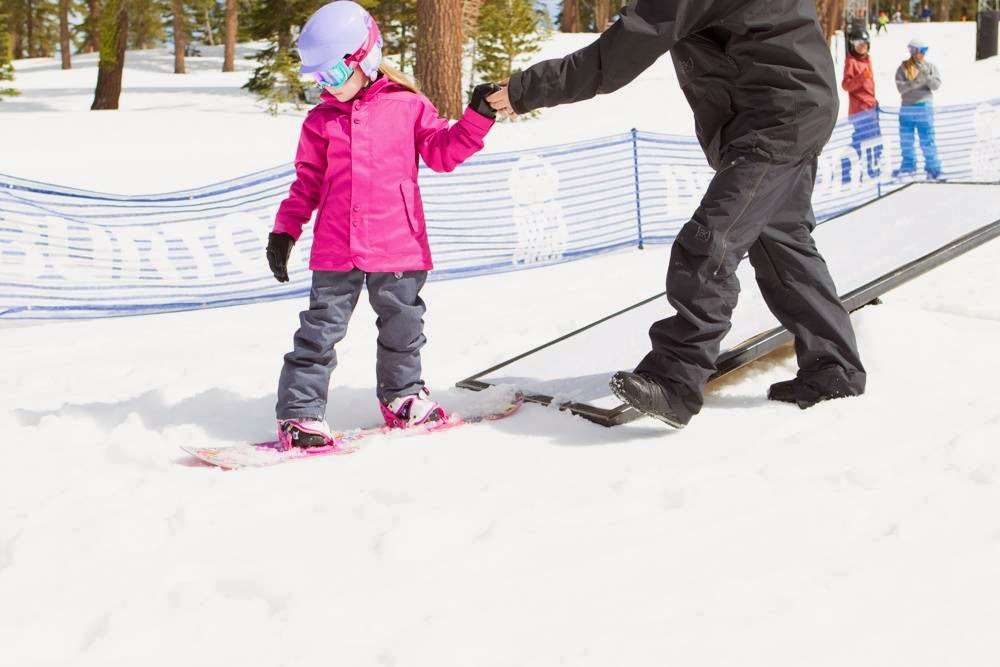 Raging Buffalo Snowboard Ski Park & Snowtubing | 19265 N Western Ave, Carpentersville, IL 60110 | Phone: (847) 836-7243