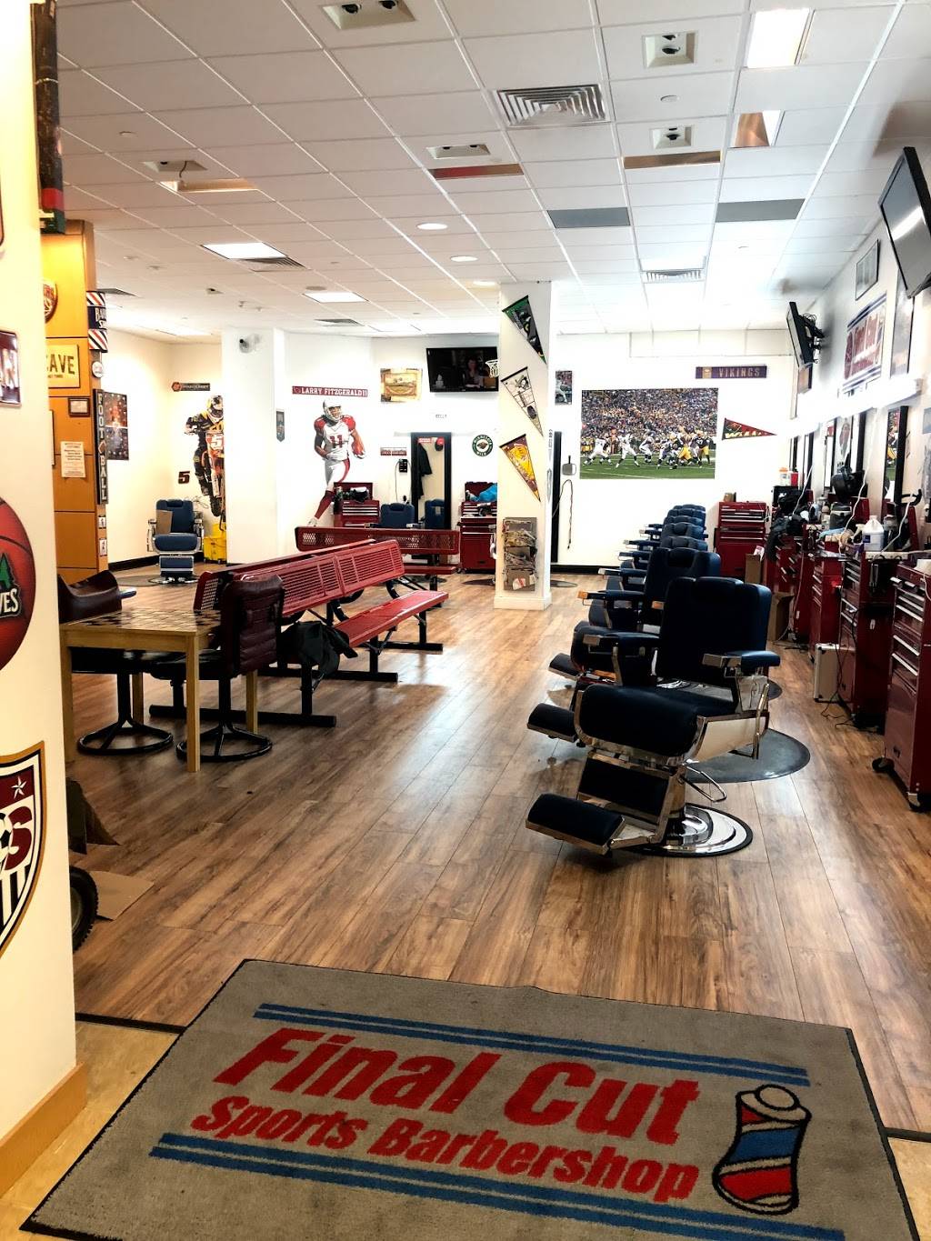 Final Cut Sports Barbershop | 1595 MN-36, Roseville, MN 55113, USA | Phone: (651) 633-9932