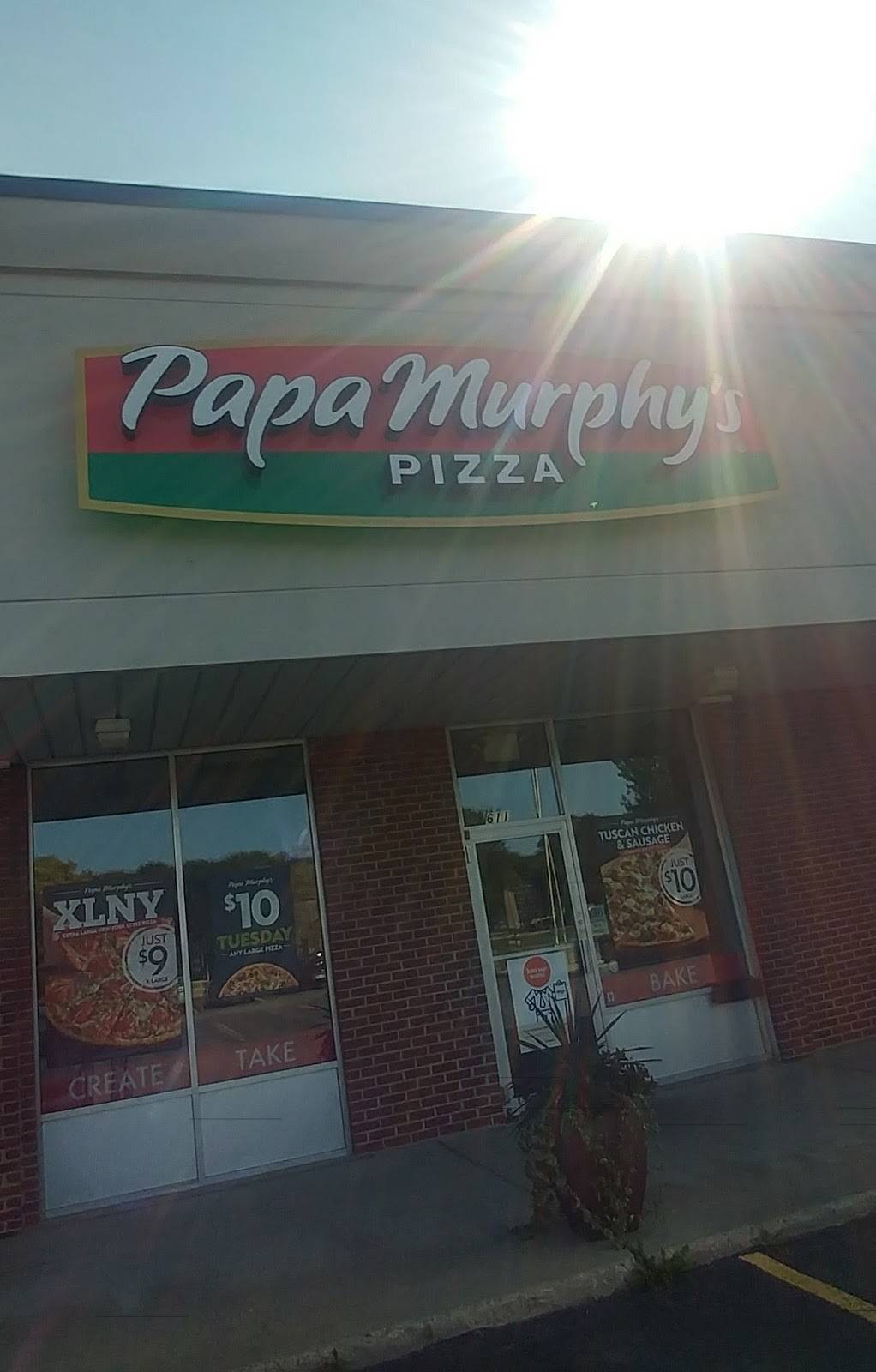 Papa Murphys | Take N Bake Pizza | 611 S Main St, DeForest, WI 53532, USA | Phone: (608) 846-7277