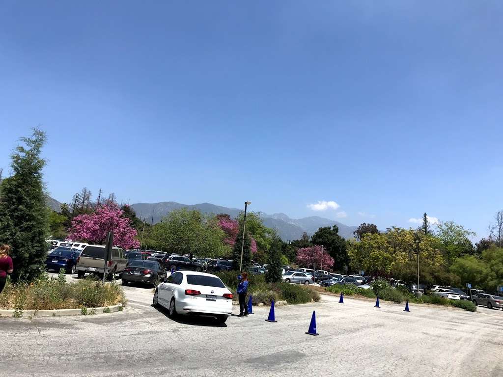 Descanso Garden Guest Parking Lot | La Cañada Flintridge, CA 91011, USA