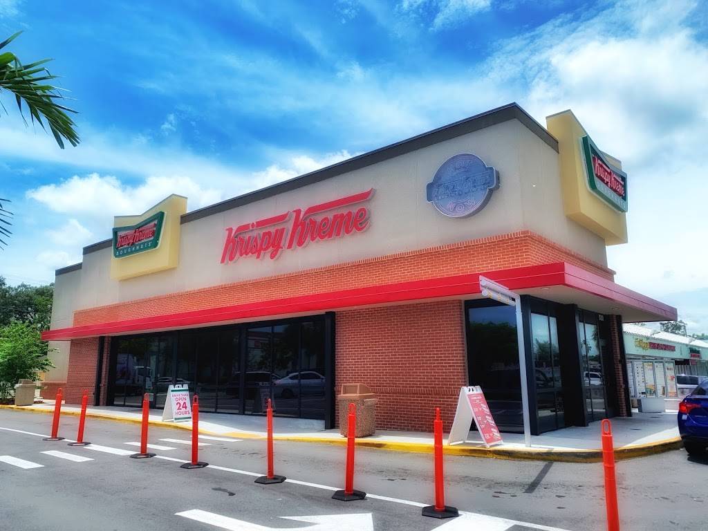 Krispy Kreme | 530 NE 167th St, Miami, FL 33162, USA | Phone: (305) 949-6135