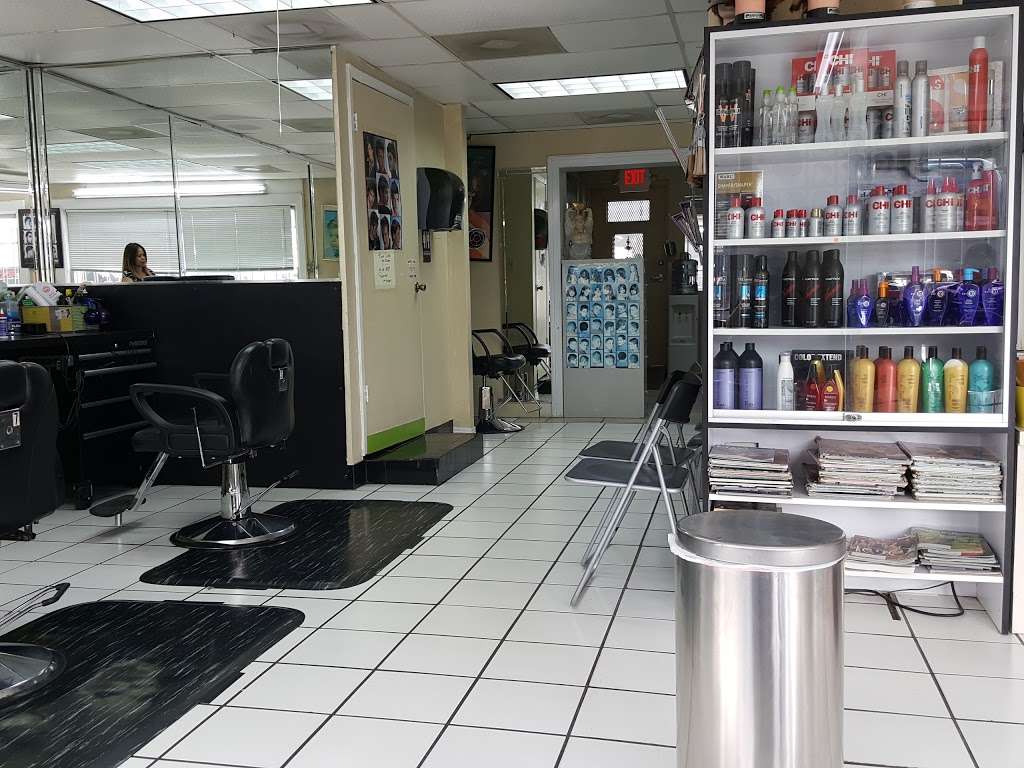 Royal Hair Center | 5703 Airline Dr, Houston, TX 77076, USA | Phone: (713) 692-0060