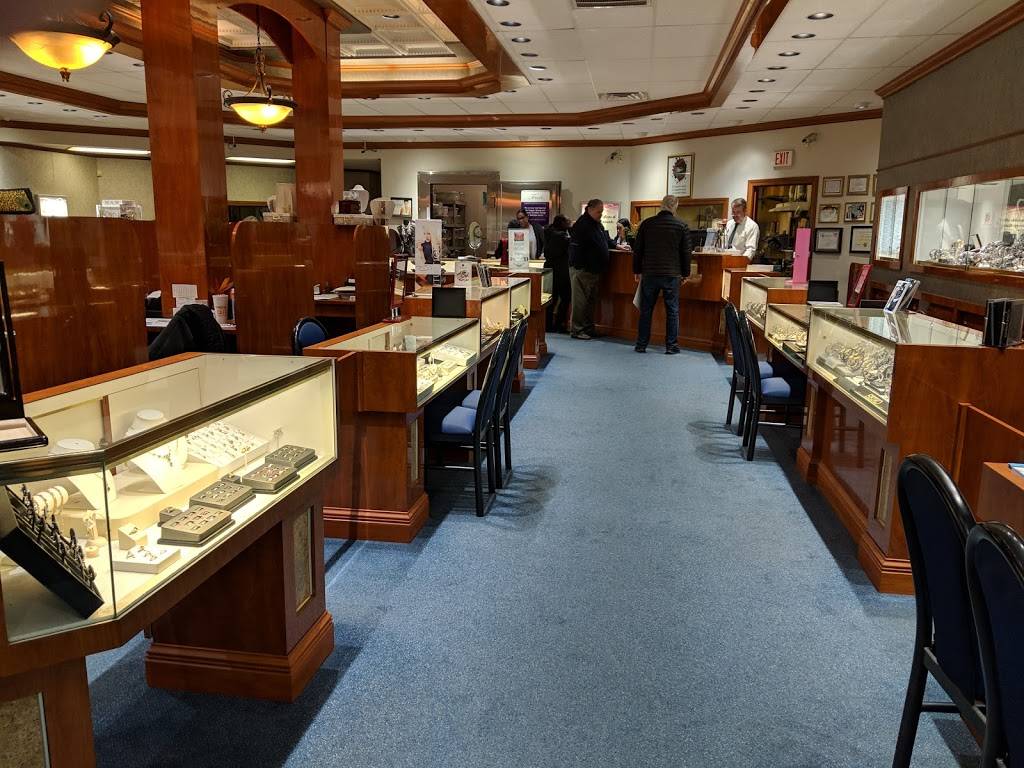 Long Jewelers | 701 Battlefield Blvd N #W, Chesapeake, VA 23320, USA | Phone: (757) 436-1920