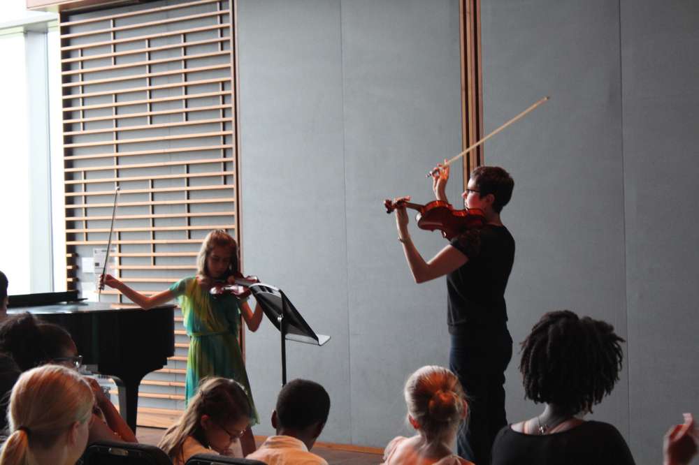 Innocenti Violin Lessons | 1216 W Sherwin Ave, Chicago, IL 60626, USA | Phone: (312) 501-3705