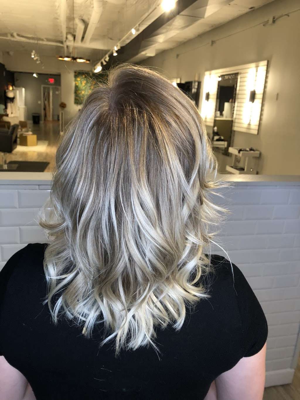 Modern Chic Hair by Hailey | 56 Main St, Oswego, IL 60543 | Phone: (630) 870-2105