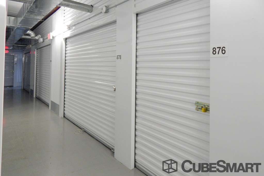 CubeSmart Self Storage | 11935 Hwy 6, Fresno, TX 77545, USA | Phone: (281) 431-6464