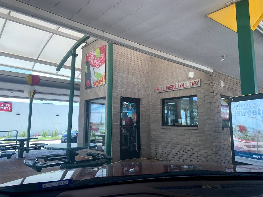 Sonic Drive-In | 7101 Boat Club Rd, Fort Worth, TX 76179, USA | Phone: (817) 236-1247