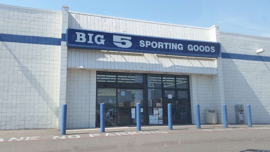 Big 5 Sporting Goods - Deer Valley | 1919 W Bell Rd, Phoenix, AZ 85023, USA | Phone: (602) 863-1309