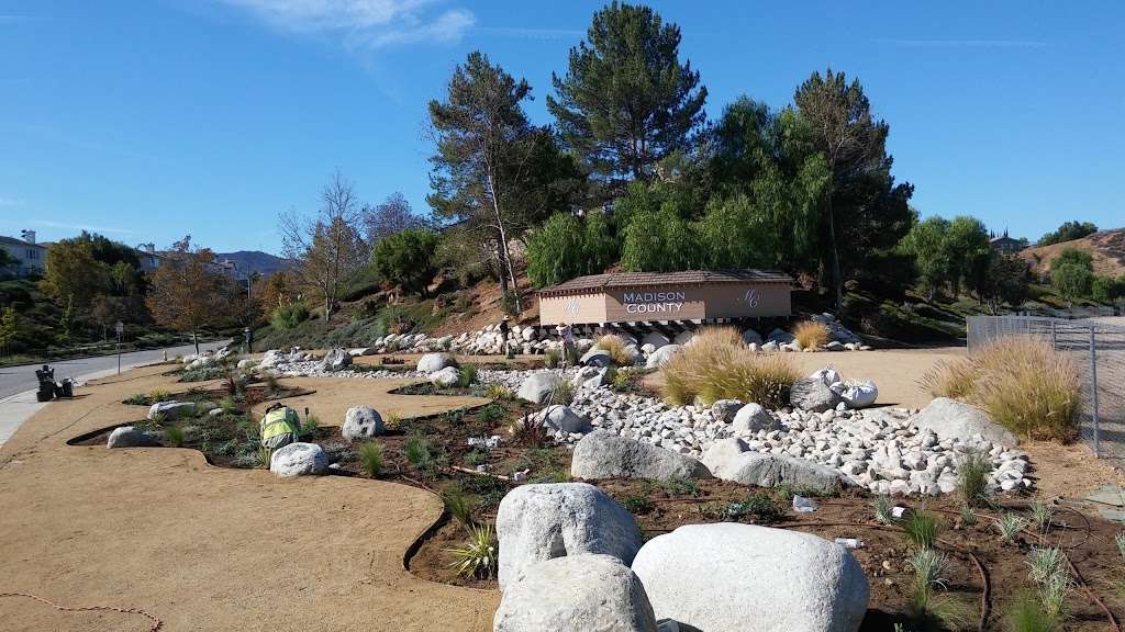 Vista Del Arroyo Park | 3455 Chicory Leaf Pl, Simi Valley, CA 93065, USA | Phone: (805) 584-4400