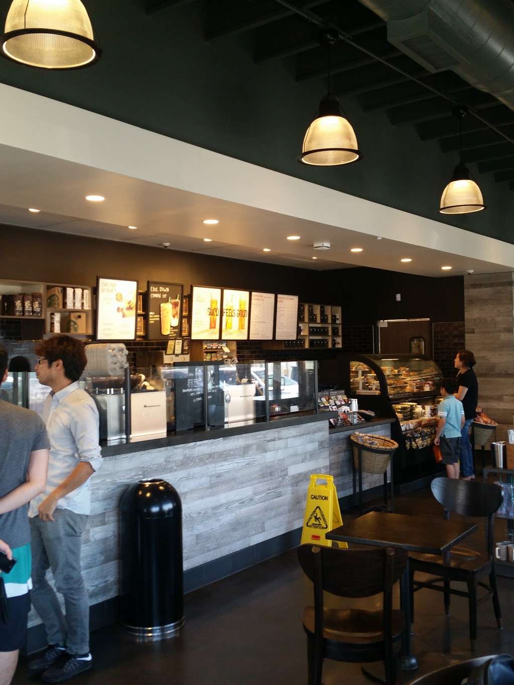 Starbucks | 7954 Imperial Hwy, Downey, CA 90242, USA | Phone: (562) 922-3045