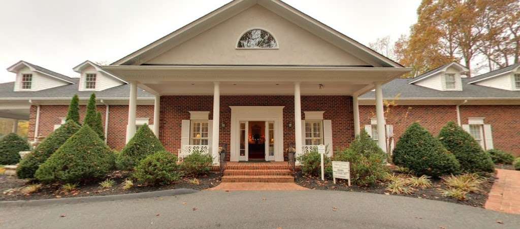 Heritage Funeral and Cremation Services | 3700 Forest Lawn Dr, Matthews, NC 28104, United States | Phone: (704) 846-3771