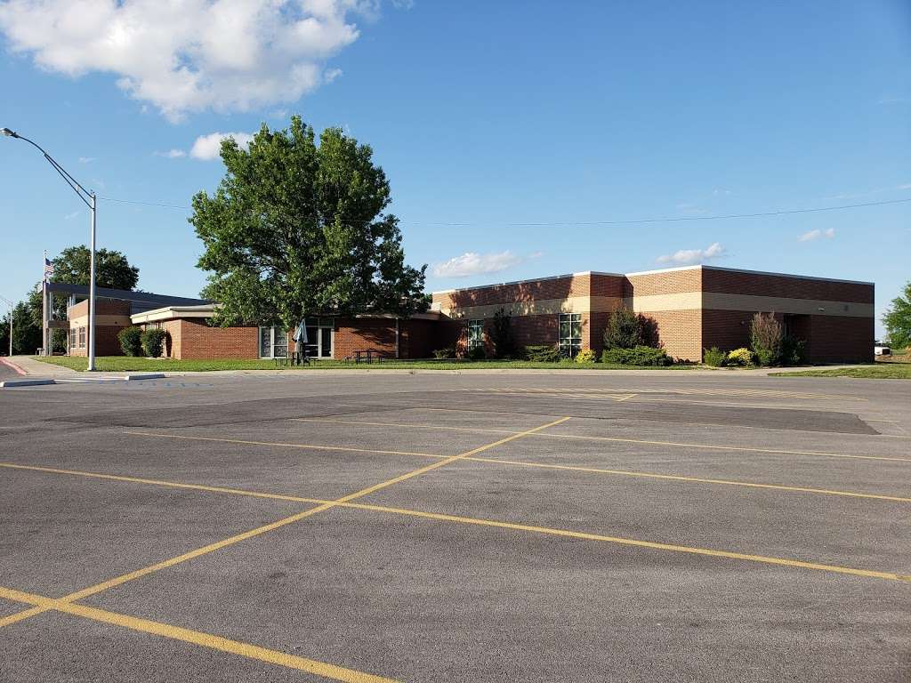 Ridge View Elementary School | 215 S Ridgeview Dr, Warrensburg, MO 64093, USA | Phone: (660) 747-6013
