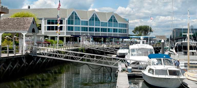 Robert Christopher Yacht Sales | 425 Fairfield Ave # 1, Stamford, CT 06902, USA | Phone: (203) 356-0400