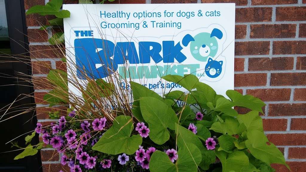 The Bark Market LLC | 5540 WI-50, Delavan, WI 53115, USA | Phone: (262) 728-7877