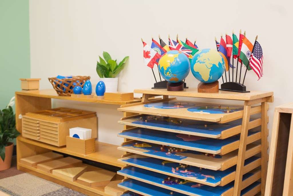 Guidepost Montessori School at Wicker Park | 1530 N Damen Ave, Chicago, IL 60622, USA | Phone: (773) 663-4732