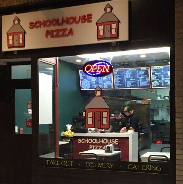 SchoolHouse Pizza | 927 Main St, Wakefield, MA 01880 | Phone: (781) 587-0956
