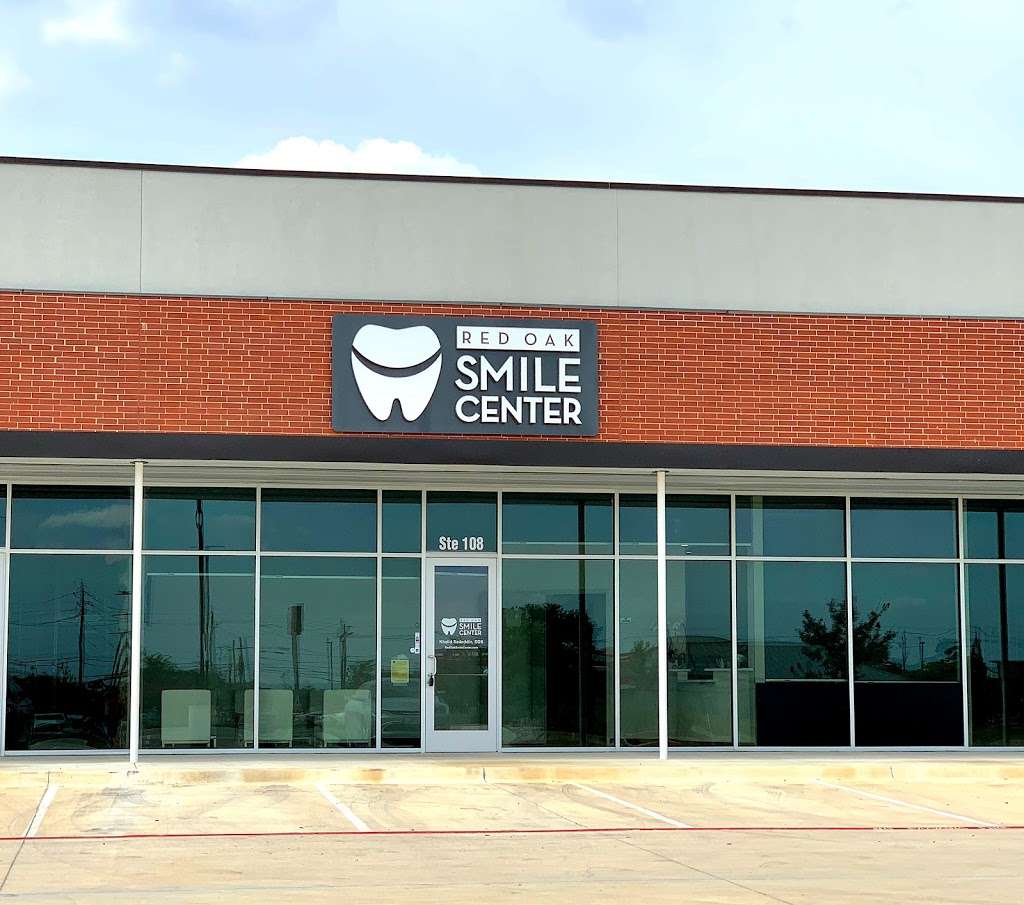 Red Oak Smile Center | 300 North Sharaf Rd suite #108, Red Oak, TX 75154, USA | Phone: (469) 820-9677