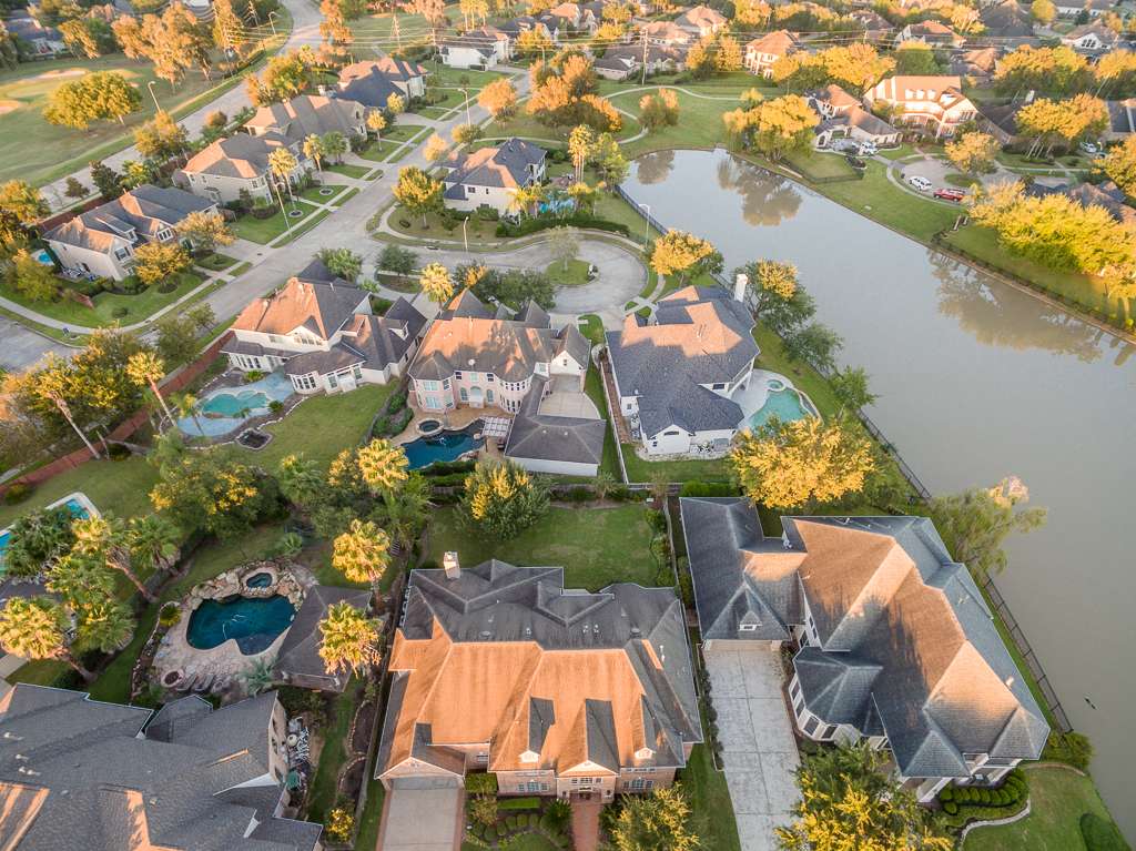 Attractive Listing | 2700 Post Oak Blvd, Houston, TX 77056, USA | Phone: (281) 222-1914