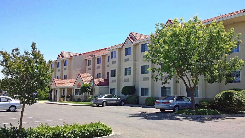 Motel 6 Dixon CA | 1480 Ary Ln, Dixon, CA 95620, USA | Phone: (707) 693-0606