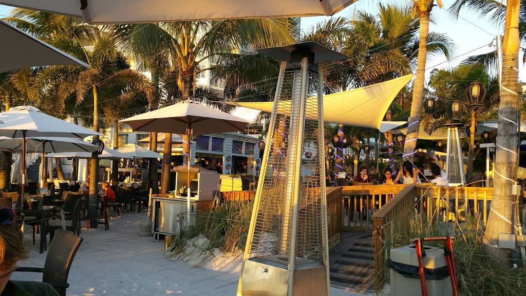 Bongo Beach Bar and Grille | 5250 Gulf Blvd, St Pete Beach, FL 33706, USA | Phone: (727) 360-1811