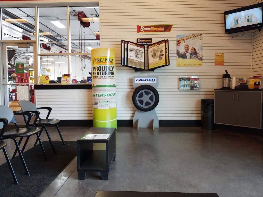 Tires Plus | 387 Pewaukee Rd, Pewaukee, WI 53072, USA | Phone: (262) 536-5005