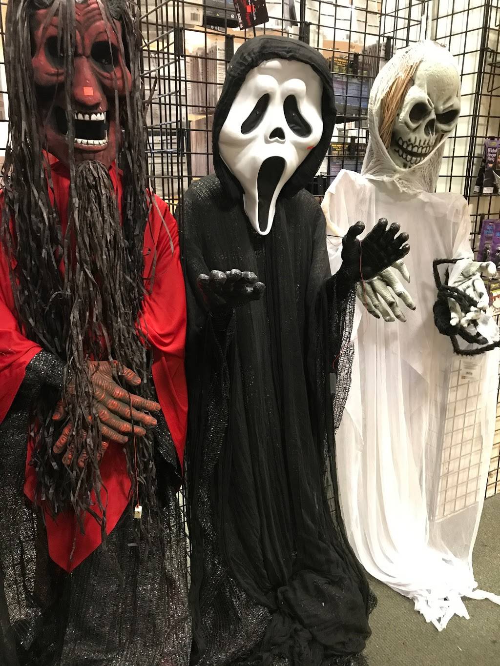 RIP Halloween Costumes | 6710 La Jolla Blvd, La Jolla, CA 92037, USA | Phone: (844) 452-2567